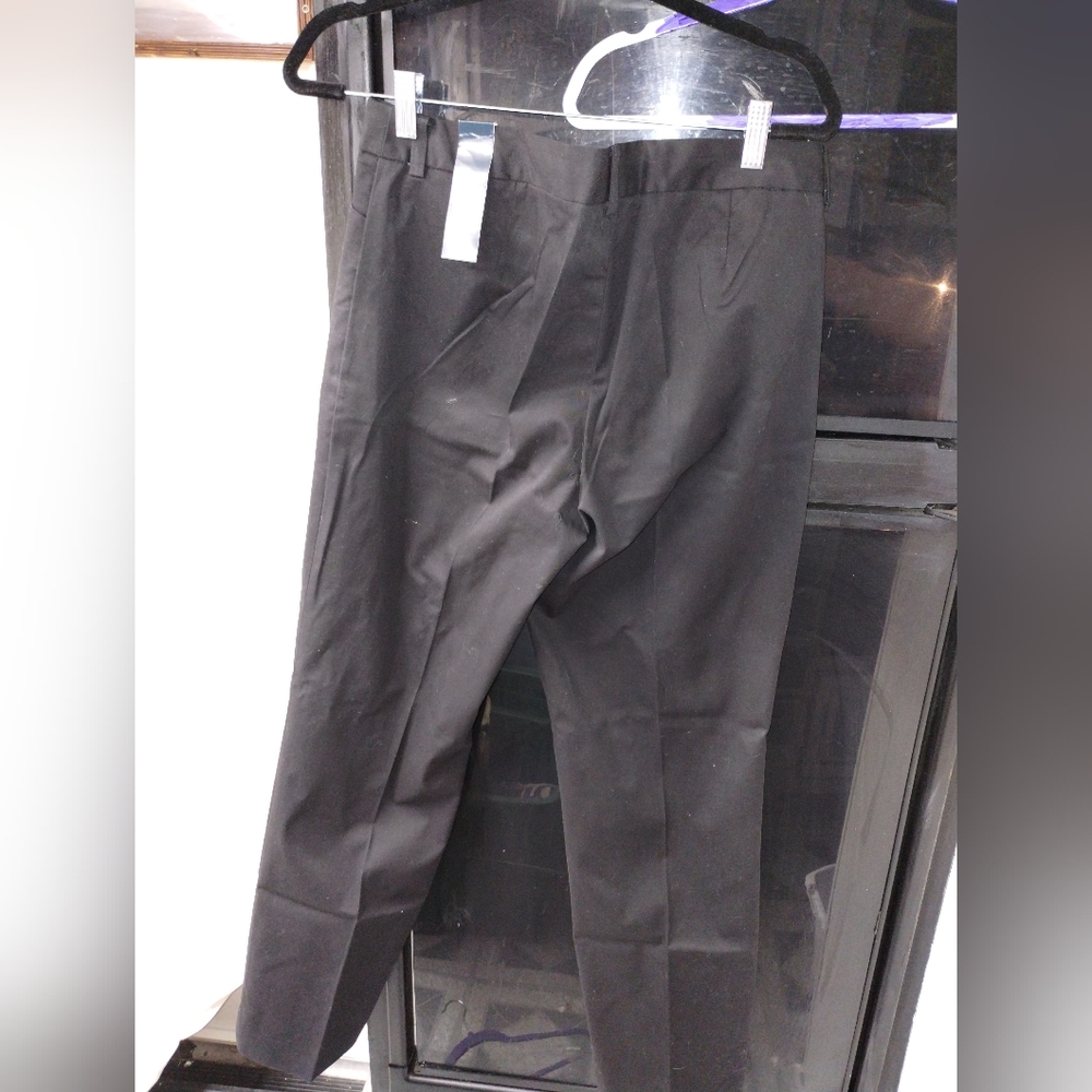 Slacks size 8 - Picture 6 of 6